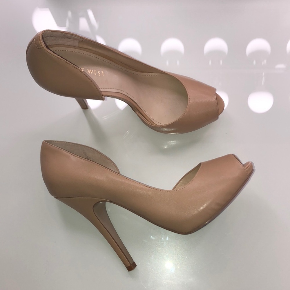NINE WEST nude open toe heels